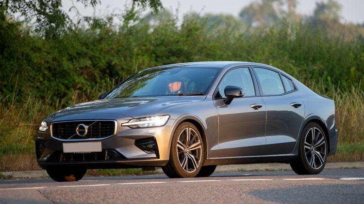 Volvo S60 2018 සමාලෝචනය