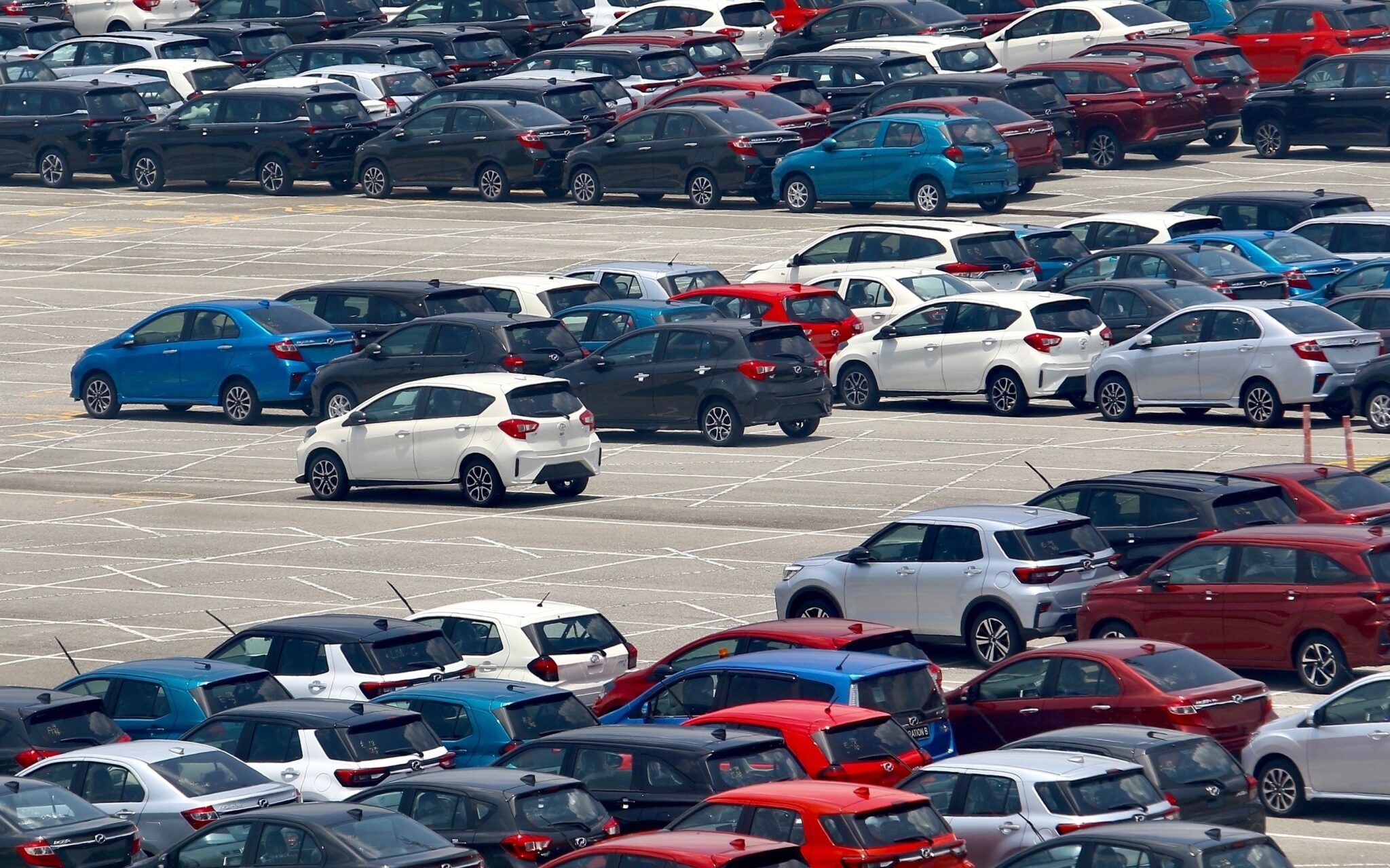 වාහන අපනයනයේ (Vehicle Export) ප්රමුඛයා බවට චීනය පත්වෙයි feature image