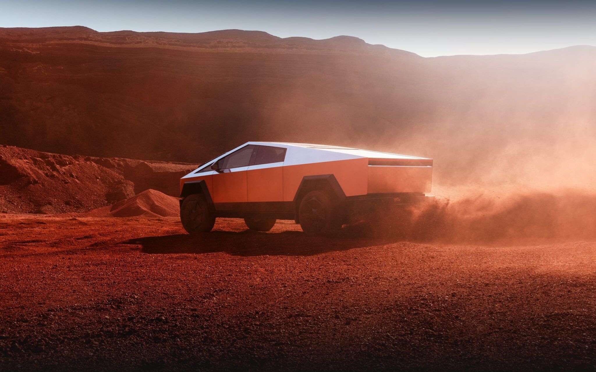 Showroom Tesla Cybertrucks build quality එක හොඳ මට්ටමක feature image