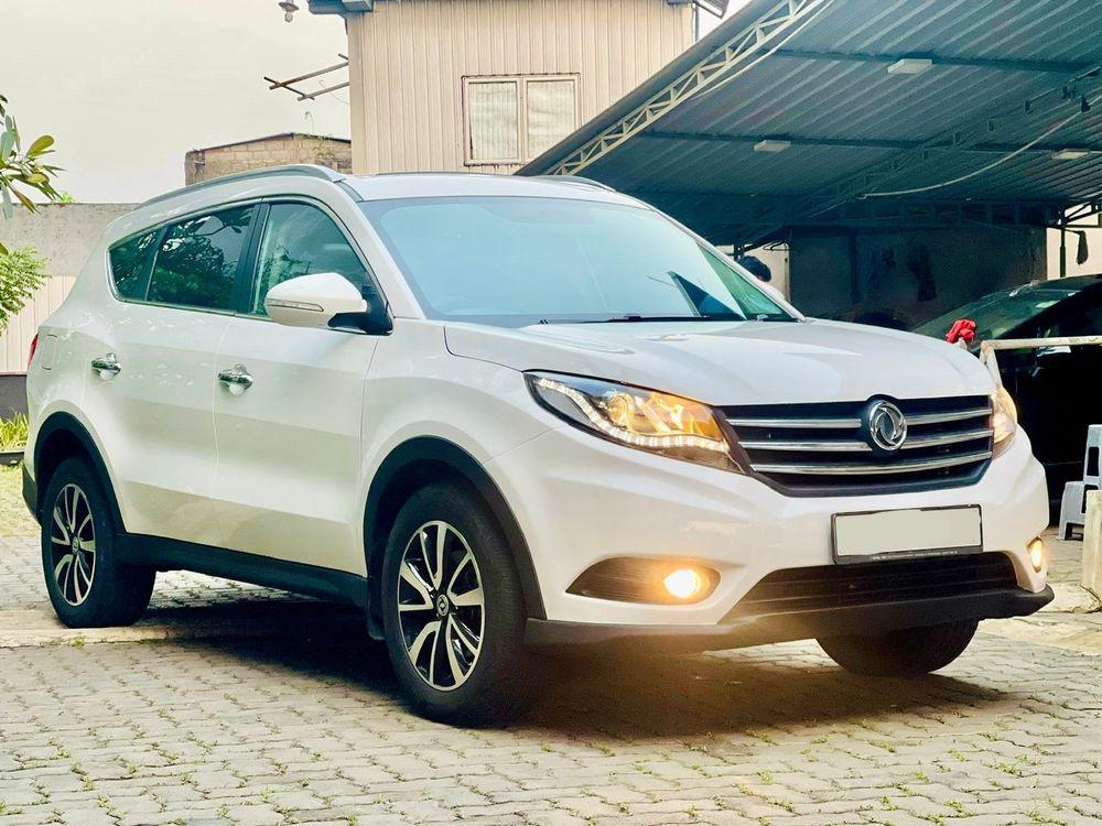 new-project.title-alts.detail.image-gallery.alt