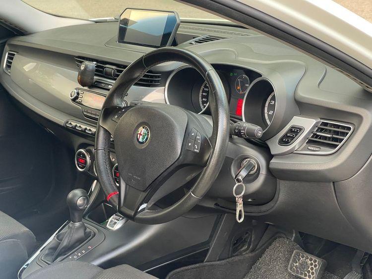 new-project.title-alts.detail.image-gallery.alt