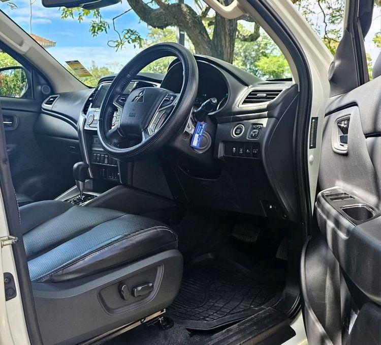 new-project.title-alts.detail.image-gallery.alt