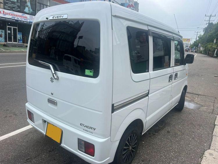 new-project.title-alts.detail.image-gallery.alt