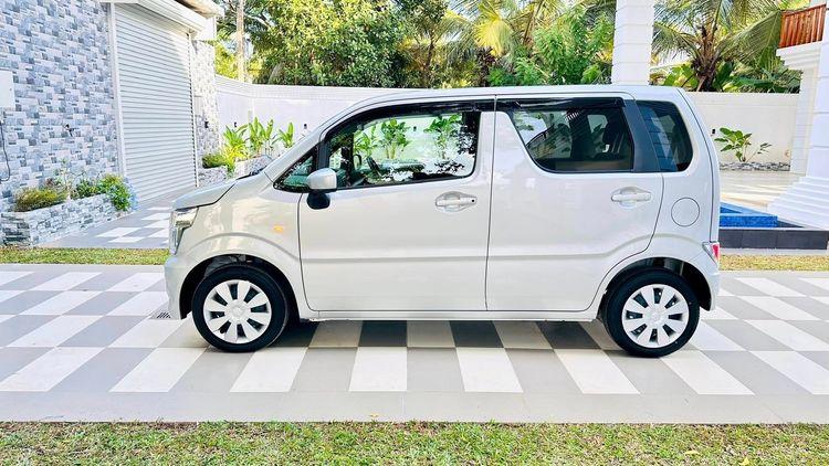 new-project.title-alts.detail.image-gallery.alt