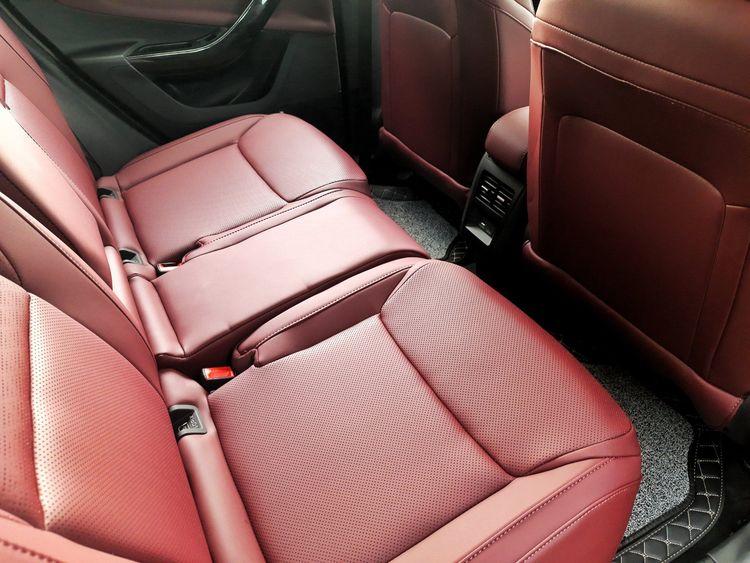 new-project.title-alts.detail.image-gallery.alt