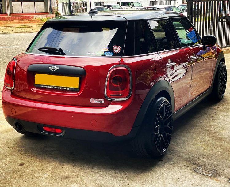 new-project.title-alts.detail.image-gallery.alt