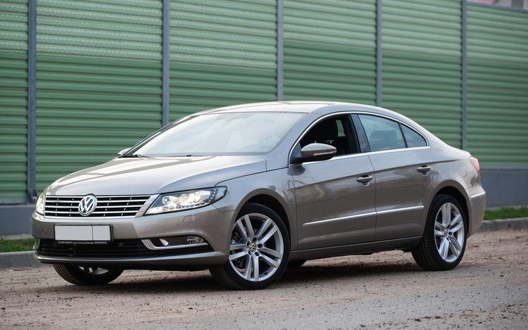 Volkswagen Passat 2013 Review
