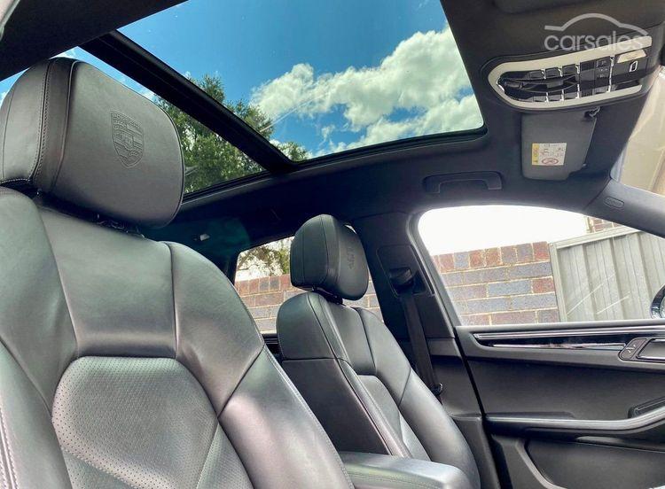 new-project.title-alts.detail.image-gallery.alt