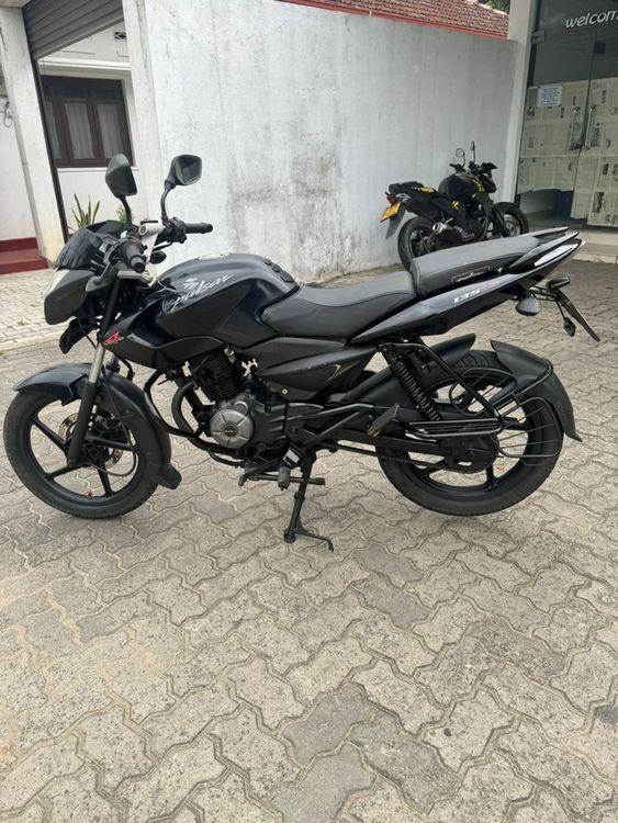 Bajaj Pulsar 135 LS Review