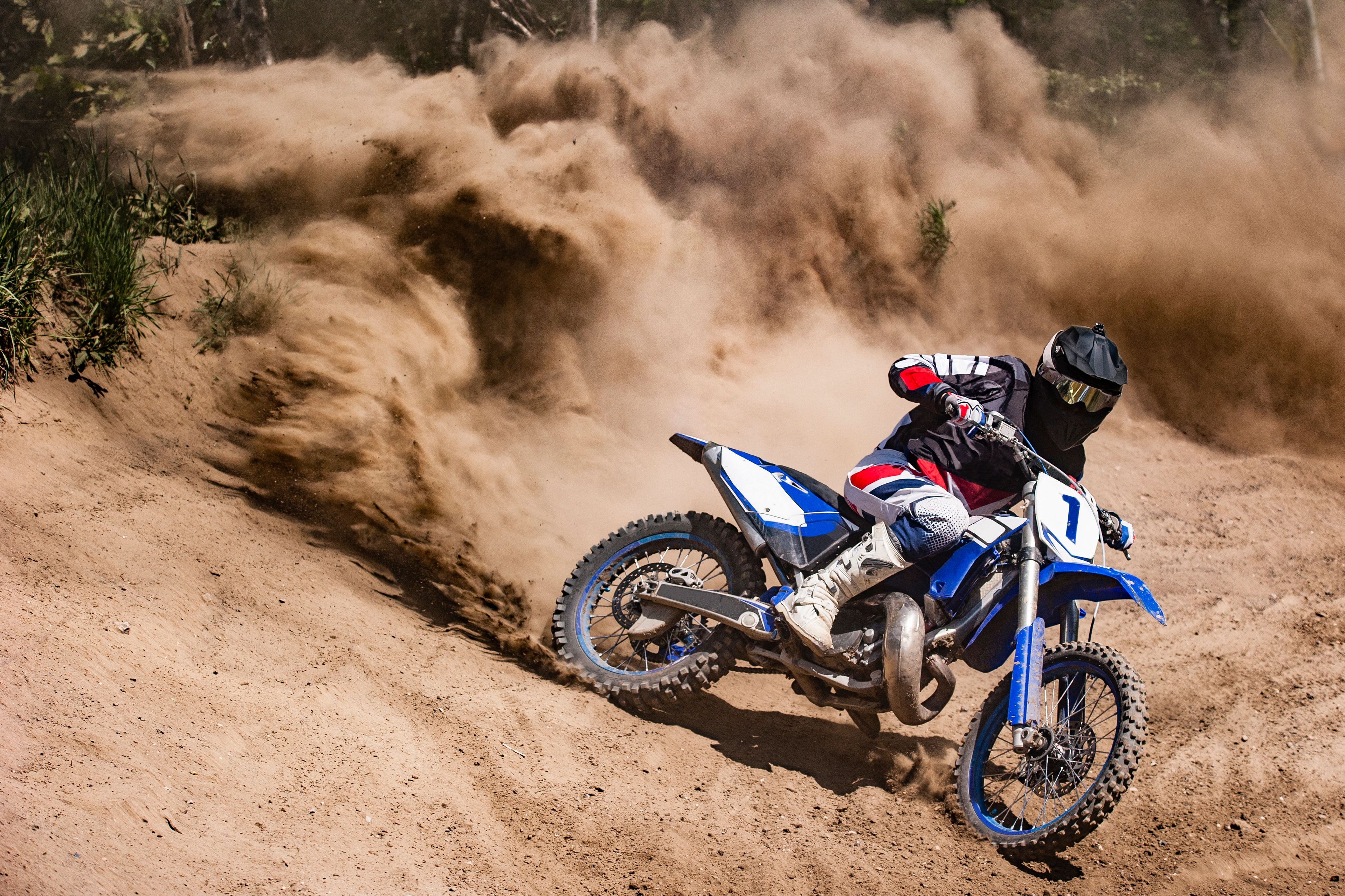 Supermotard vs. Big Wheel on Trail and Adventure Bikes: Understanding the Differences feature image